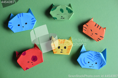 Image of Paper cats