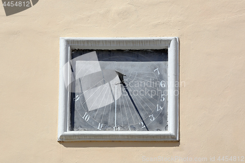 Image of Sundial