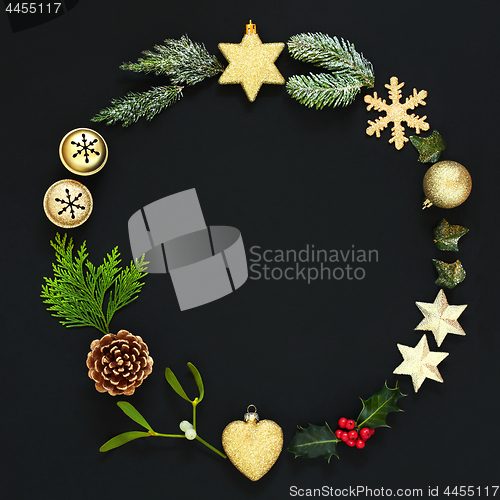Image of Christmas Wreath Garland