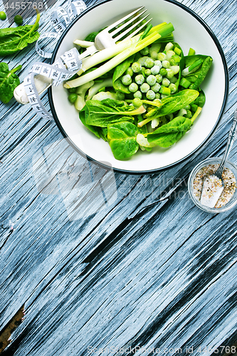 Image of green salad