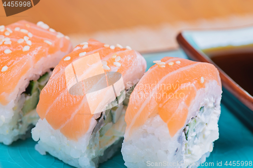 Image of California maki sushi with salmon