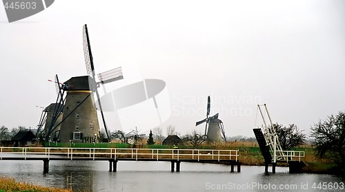 Image of windmill's