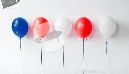 Image of party decoration with red, white and blue balloons