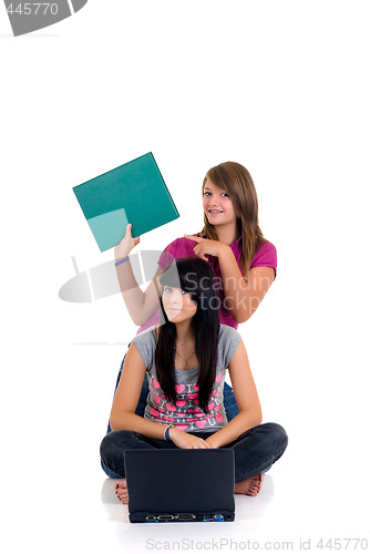 Image of Teenager girls studying