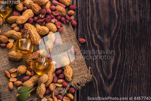 Image of Natural peanut with oil in a glass