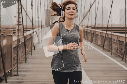 Image of Running on Brooklyn bridge