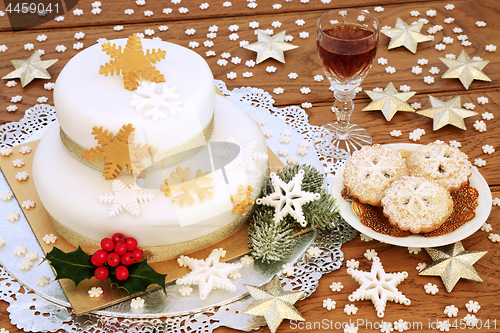 Image of Christmas Cake and Mince Pies