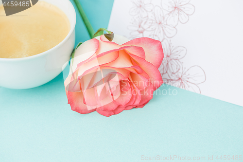 Image of Love background with pink roses, flowers, gift on table