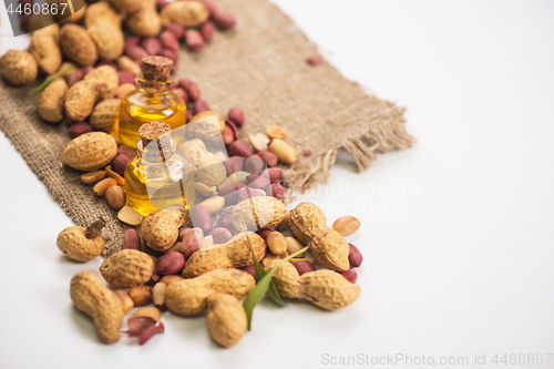 Image of Natural peanut with oil in a glass