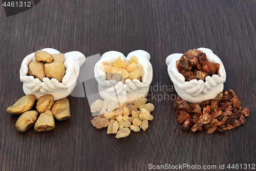 Image of Gold Frankincense and Myrrh Offering