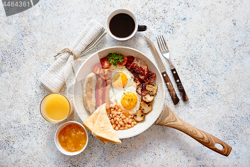 Image of Full English Breakfast served in a pan