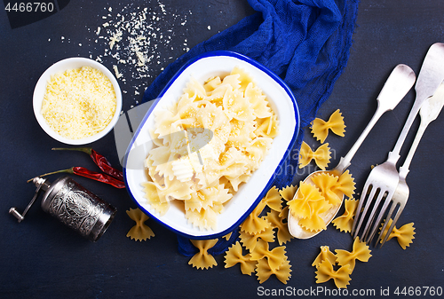 Image of Pasta sprinkled with cheese 