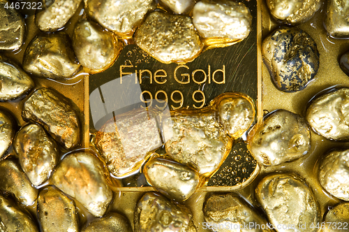 Image of pure gold