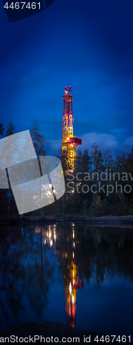 Image of Oil drilling rig.