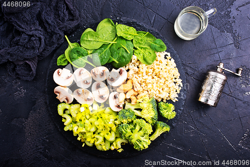 Image of bulgur with vegetablew and eggs