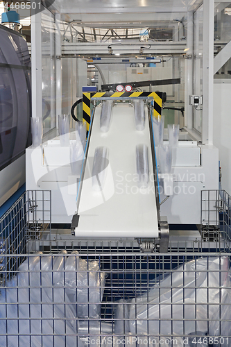 Image of Plastic Cups Machine