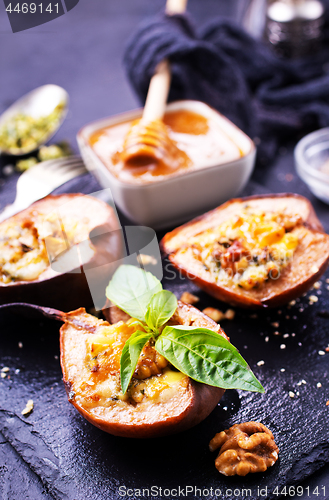 Image of pear with cheese