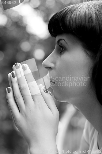 Image of praying girl