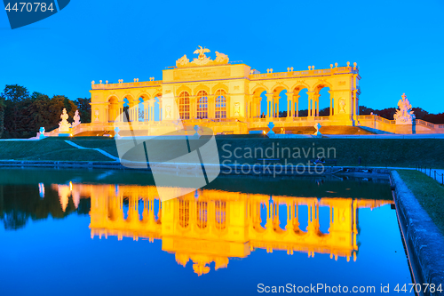 Image of Gloriette Schonbrunn in Vienna at sunset