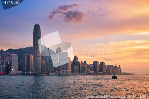 Image of Junk boat in Hong Kong Victoria Harbour