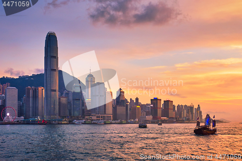 Image of Junk boat in Hong Kong Victoria Harbour