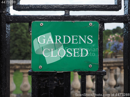 Image of Gardens closed sign