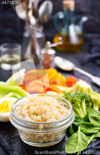 Image of bulgur with vegetablew and eggs