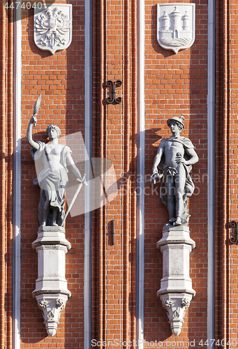 Image of Sculptures on the front of the House of the Blackheads in Riga