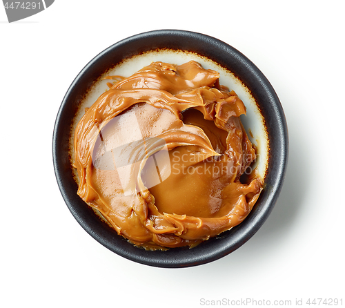 Image of bowl of melted caramel