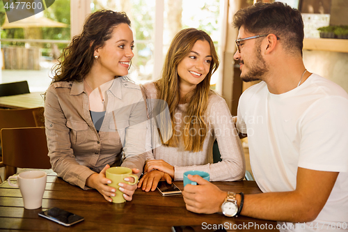 Image of Friends at the cafe 