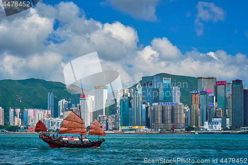 Image of Junk boat in Hong Kong Victoria Harbour