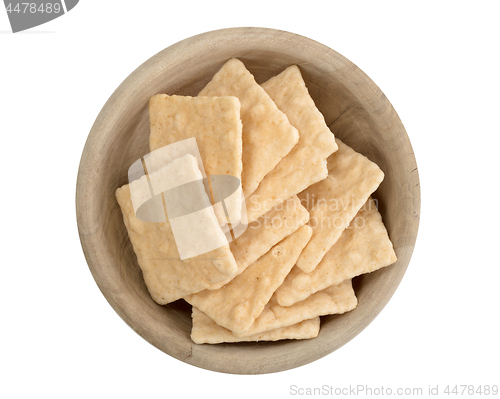 Image of Simple crackers in a wooden bowl