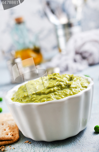 Image of mashed green peas