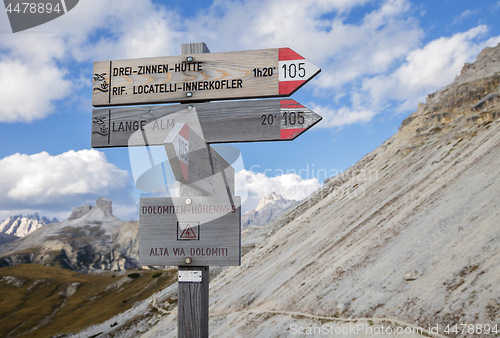 Image of Singpost in the Dolomites