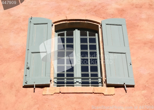 Image of Mansion window