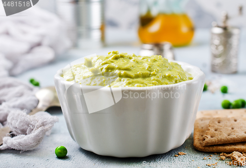 Image of mashed green peas