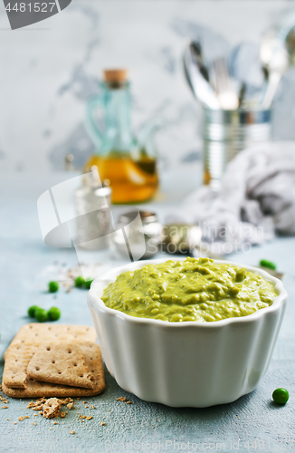 Image of mashed green peas