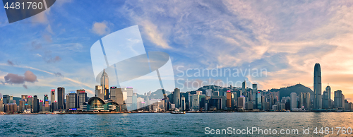 Image of Junk boat in Hong Kong Victoria Harbour