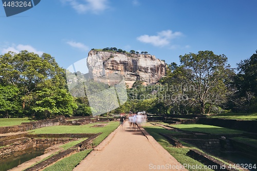 Image of Sigiriya rock in Sri Lanka