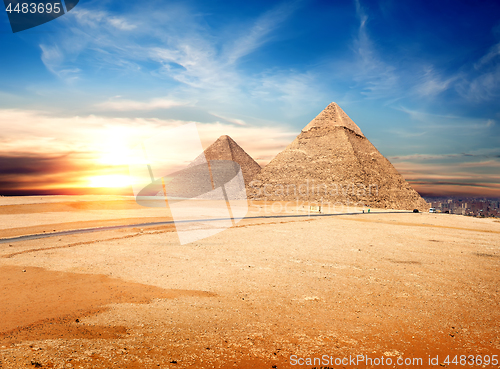 Image of Egyptian pyramids in the Giza