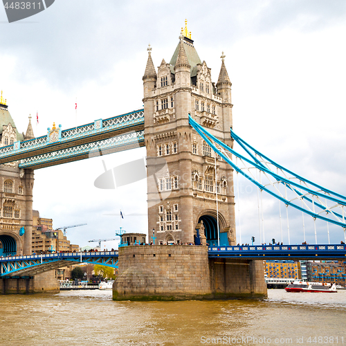 Image of london tower in england old bridge and the cloudy sky