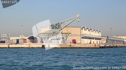 Image of Venice Port Crane