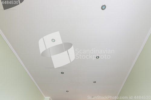 Image of Flattened ceiling in the room, with spotlights installed