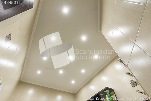 Image of Ceiling in the bathroom, lighting included
