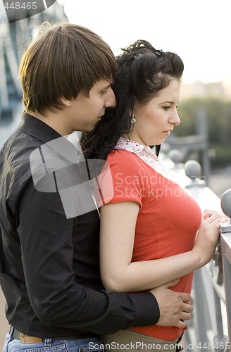 Image of couple on the bridge
