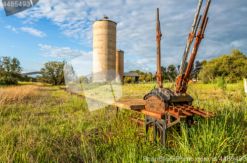 Image of Abandoned silos after rail line discontinuted