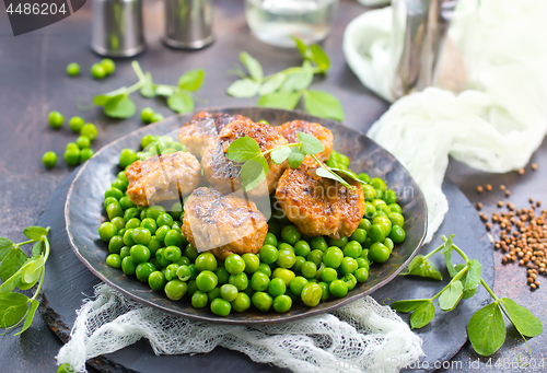 Image of green peas with cutlets