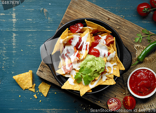 Image of bowl of corn chips nachos