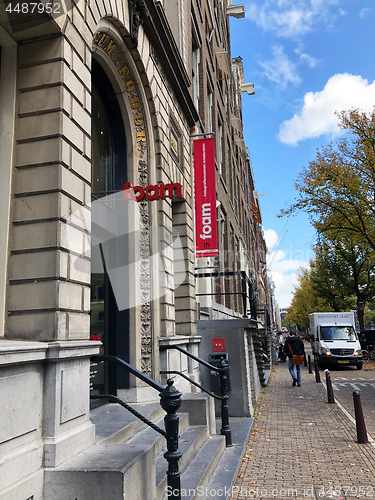 Image of Street view and Foam museum facade in Old Amsterdam