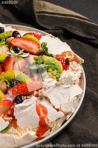 Image of Pavlova cake